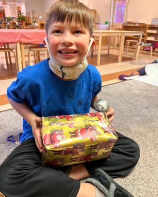 The face you make when you successfully wrap a gift on the first try! 🎁 #montikids #holidayseason